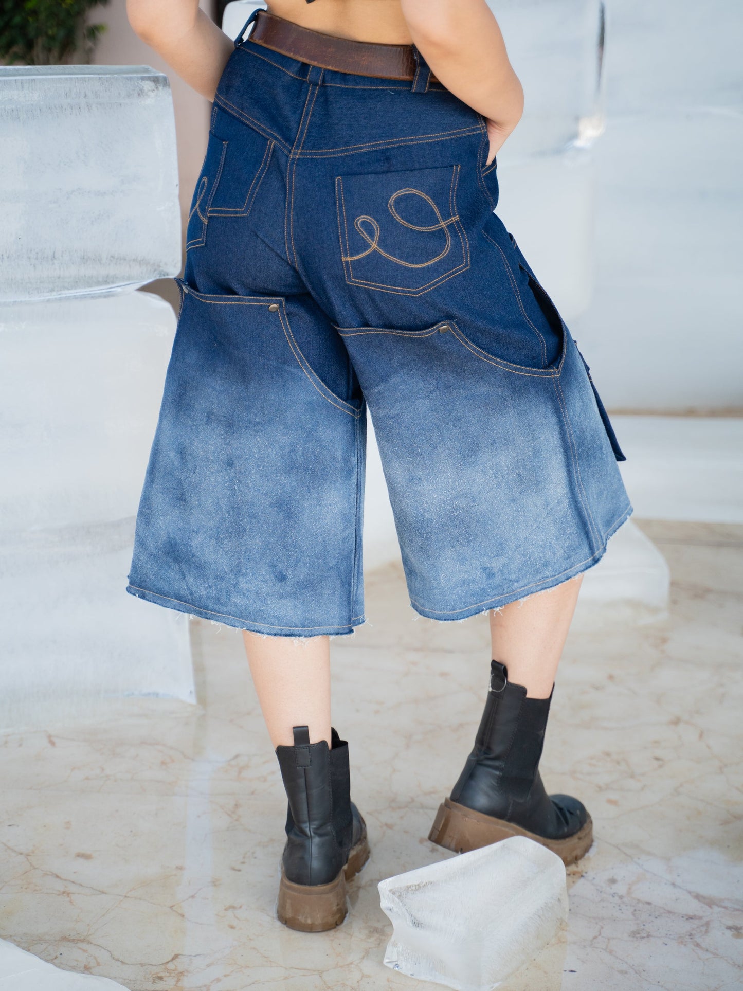 Frosted Jorts Female (Blue)